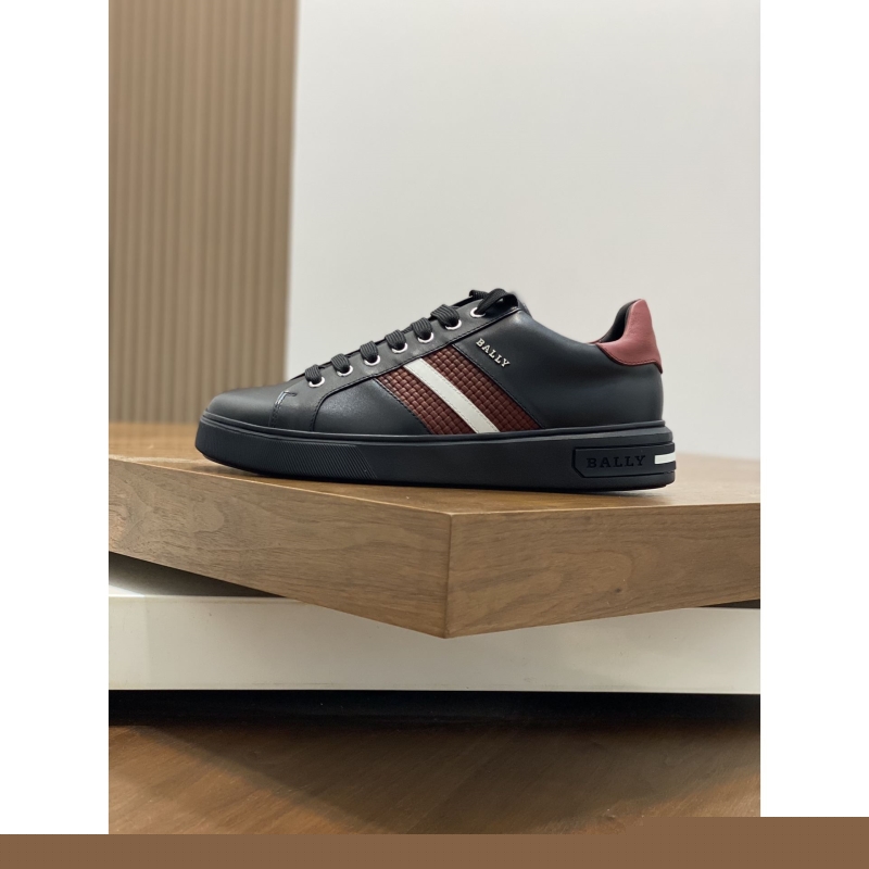 B**rry sneakers